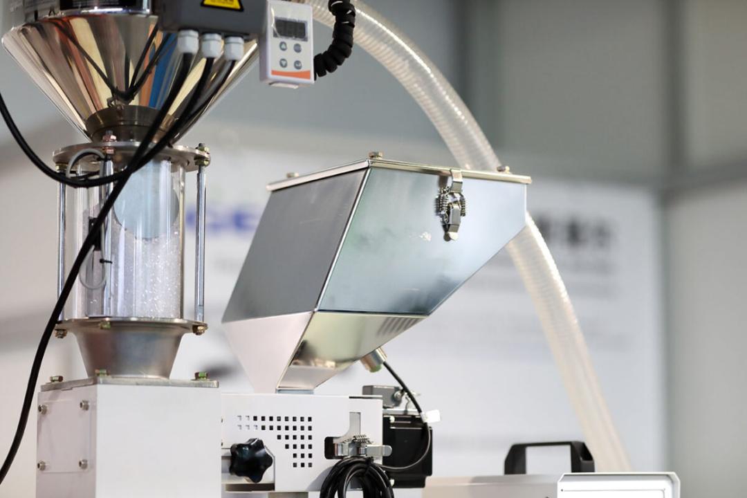 wrong-feeding-equipment-choices-trigger-hidden-risks-of-unstable-product-quality.jpg